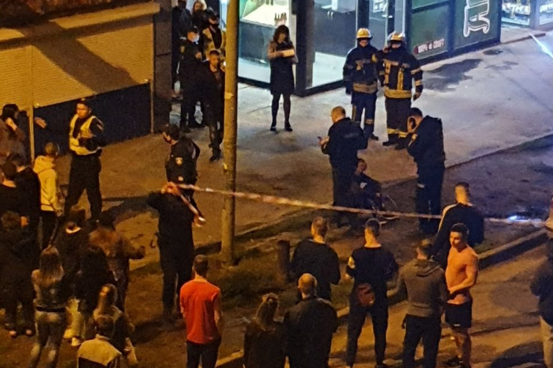 В Харькове мужчина бросил гранату в людей во время спора