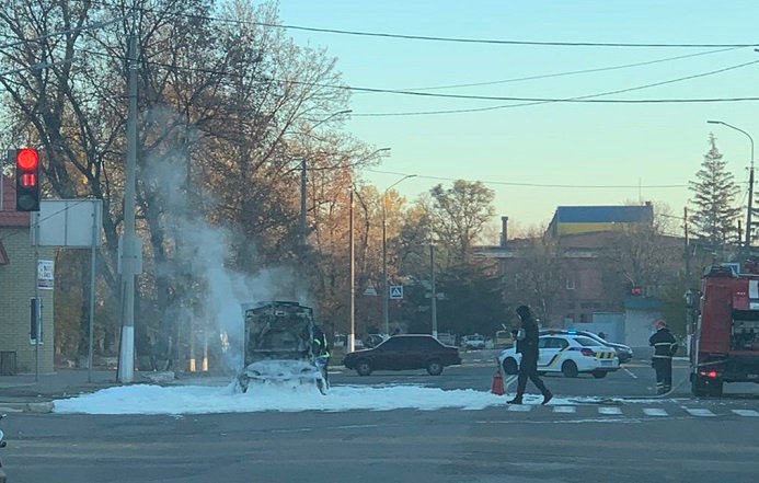  В Балаклее во время движения загорелось авто